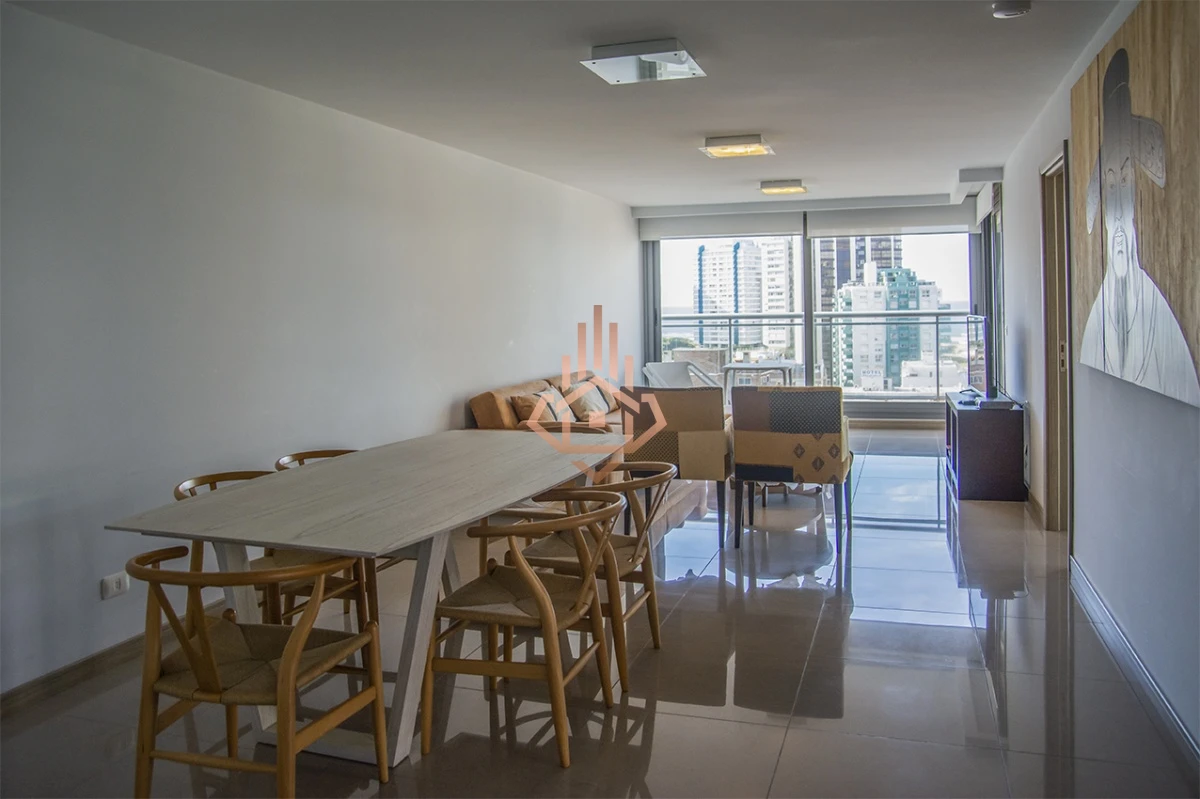 Elegancia y Comodidad a Pasos del Mar, departamento de 2 dormitorios en Torre Onix