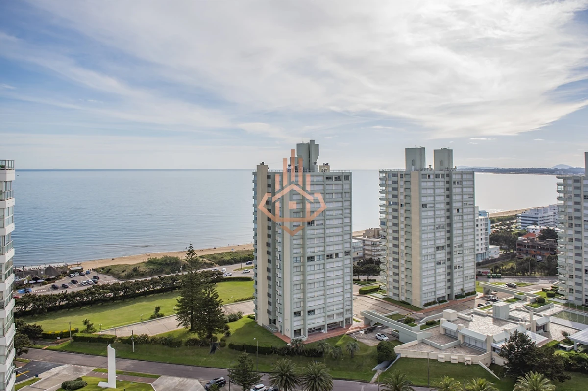 Apartamento en Venta 2 Dormitorios, Playa Mansa