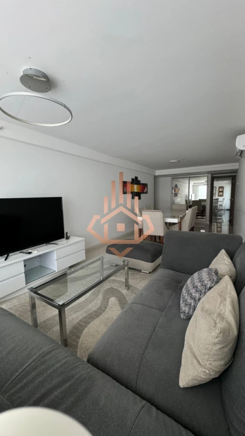 Vende hermoso depto de 2 dormitorios en Look Brava, Punta del Este