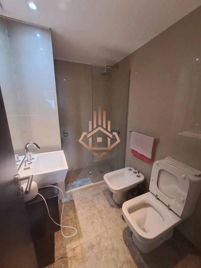 Apartamento en Playa Mansa a la venta 3 Dormitorios con vista