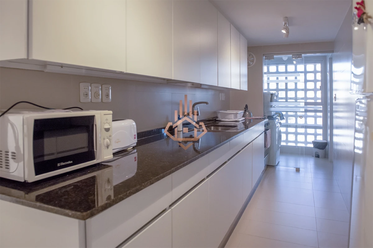 Vende departamento de 3 dormitorios con vista al Puerto, Punta del Este