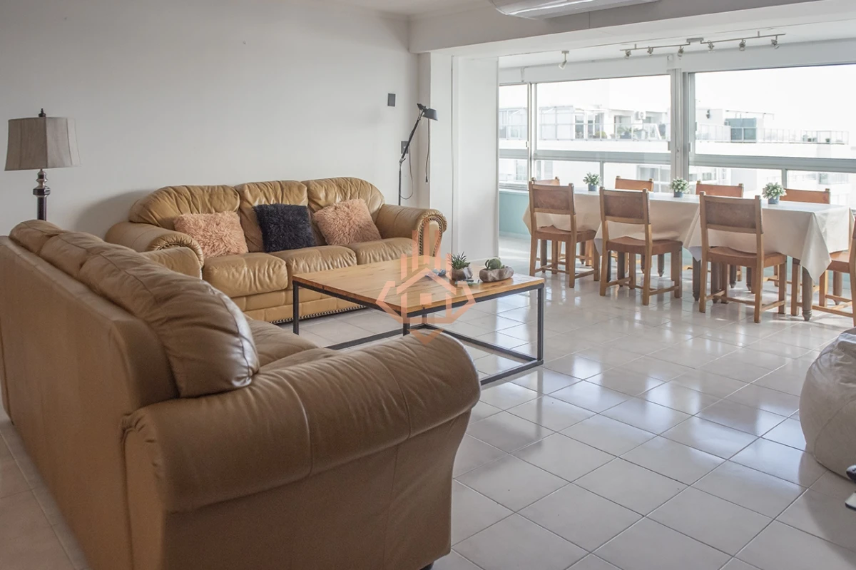 Apartamento en Venta 2 Dormitorios, Playa Mansa