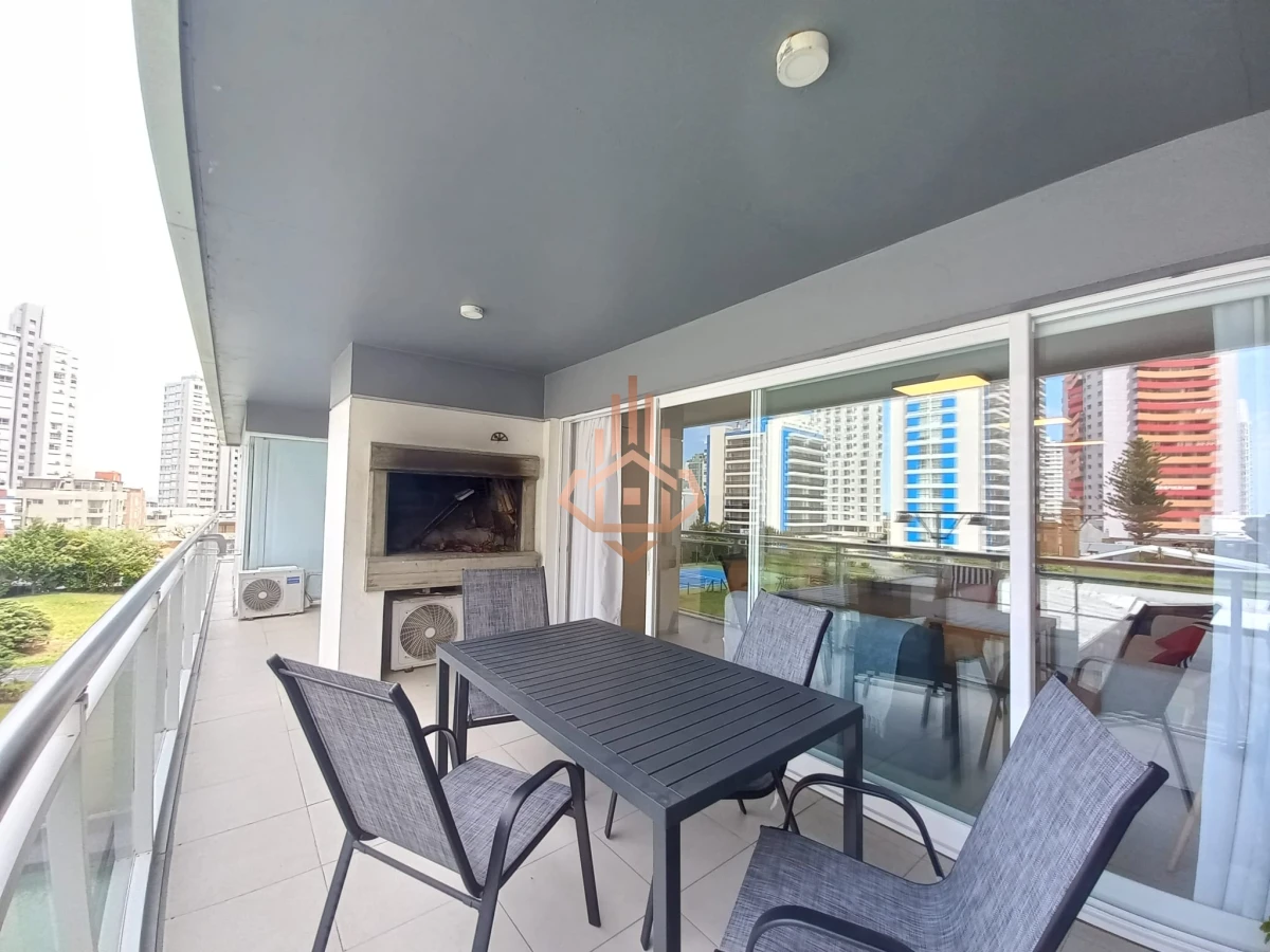 Comodo apartamento en Torre Manhattan