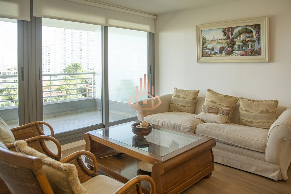 Alexander Boulevard.Departamento de 2 dormitorios, en venta y alquiler.