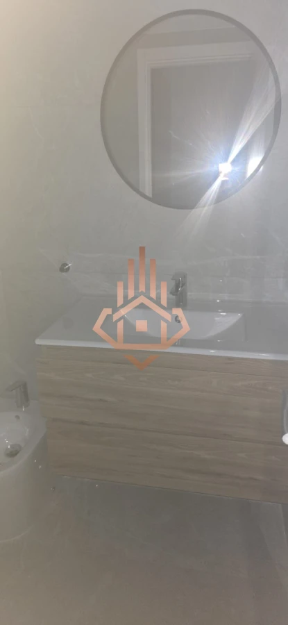 Apartamento de 1 dormitorio en venta, con vista a agradable entorno