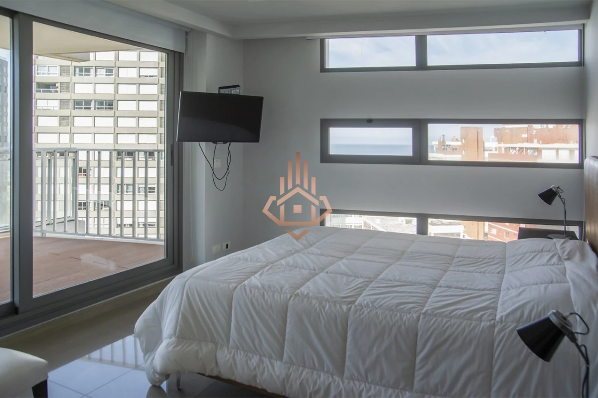 Elegancia y Comodidad a Pasos del Mar, departamento de 2 dormitorios en Torre Onix