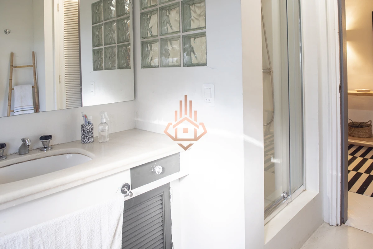 Casa de 4 dormitorios en venta, en Golf Punta del Este