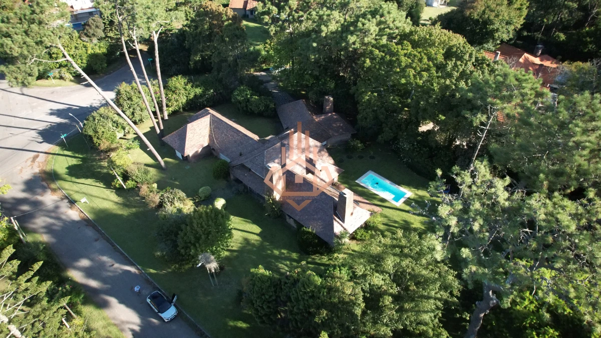 Hermosa mansión en Golf de 6 dormitorios , Punta del Este - Foto 4