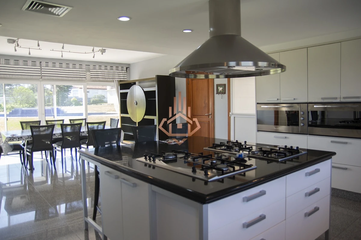 Espectacular Mansion frente al mar, Playa Mansa.