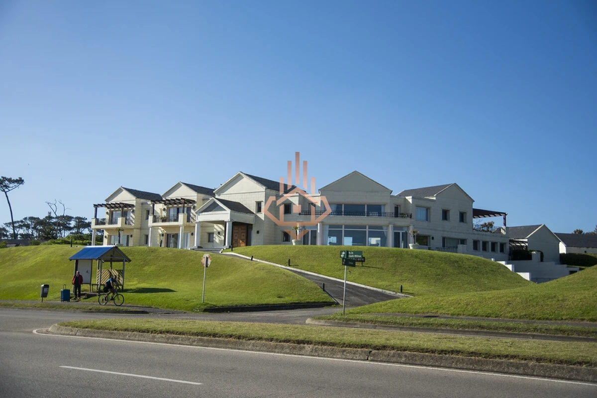 Espectacular Mansion frente al mar, Playa Mansa.