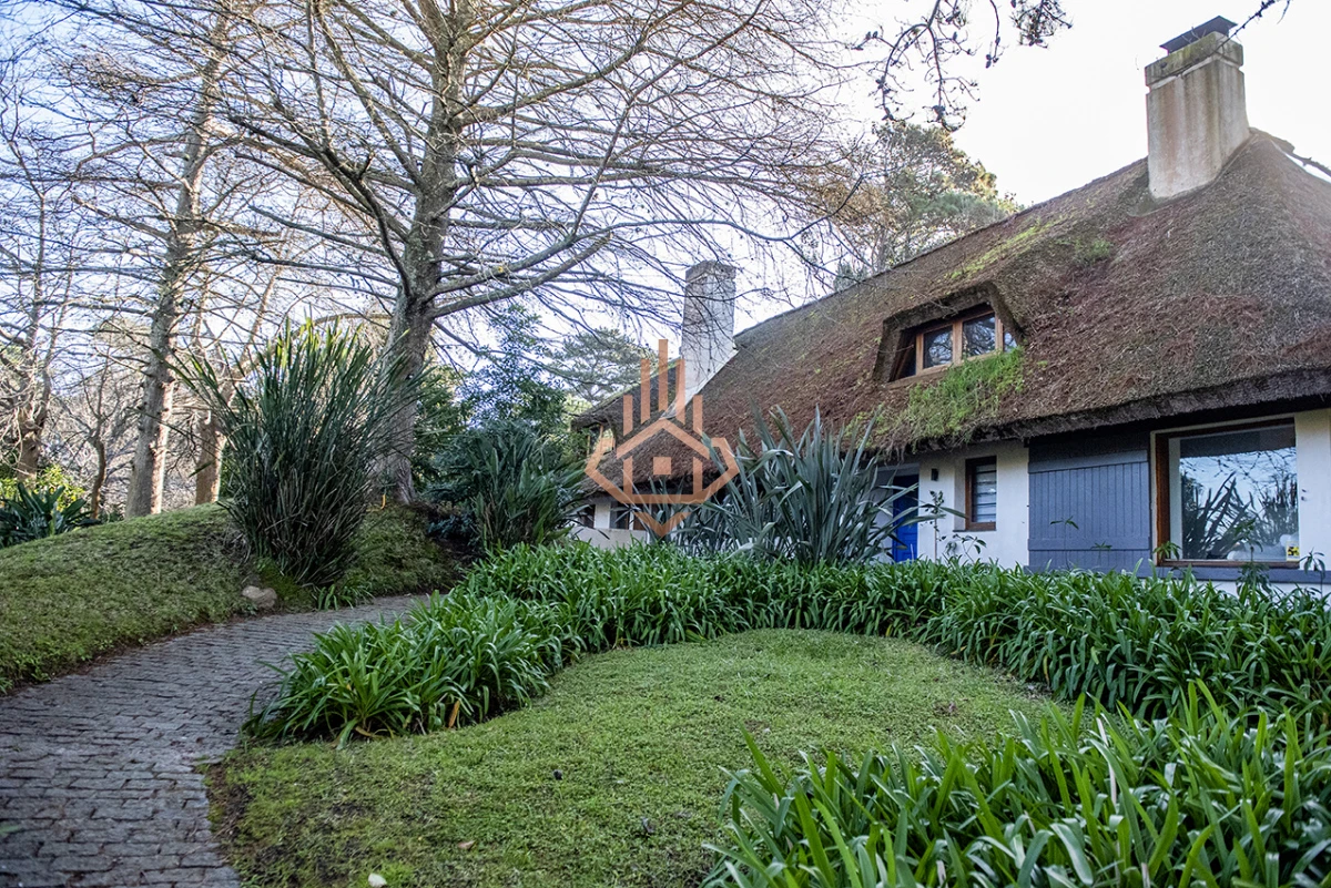 Casa de 4 dormitorios en venta, en Golf Punta del Este