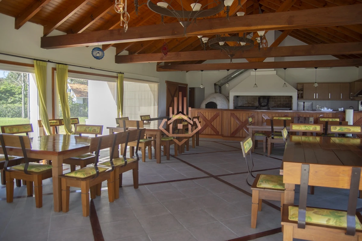 Espectacular Mansion frente al mar, Playa Mansa.