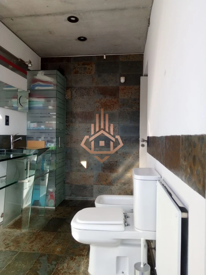 Hermosa casa en venta de 2 dormitorios.