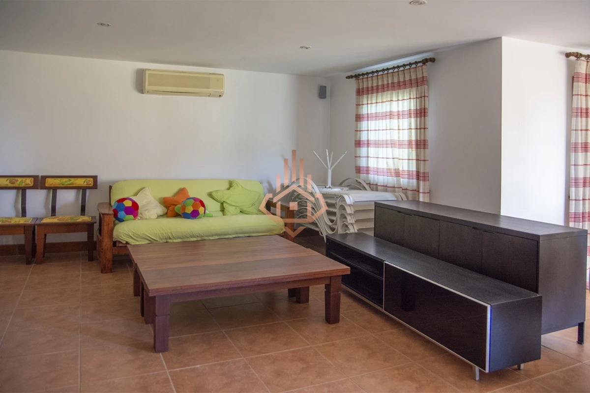 Espectacular Mansion frente al mar, Playa Mansa.