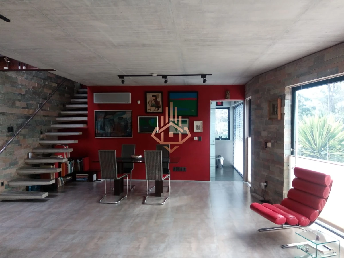 Hermosa casa en venta de 2 dormitorios.