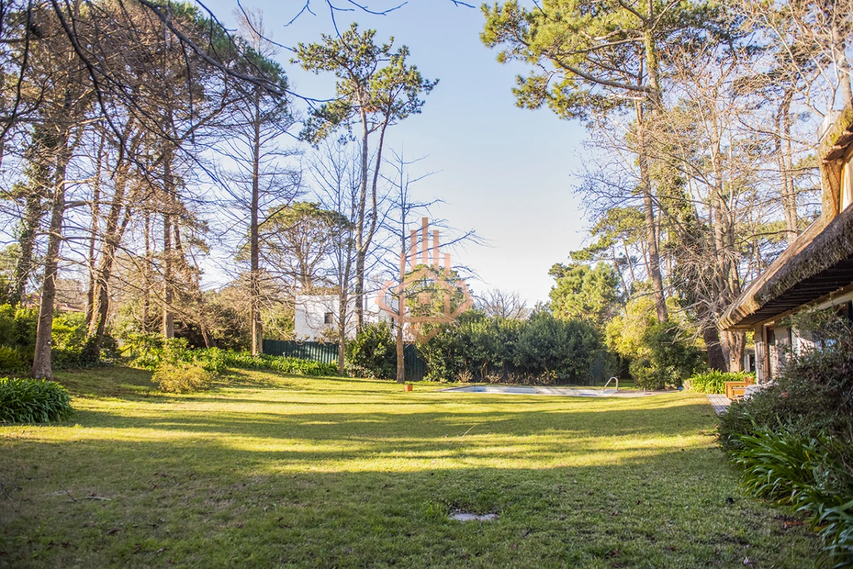 Casa de 4 dormitorios en venta, en Golf Punta del Este