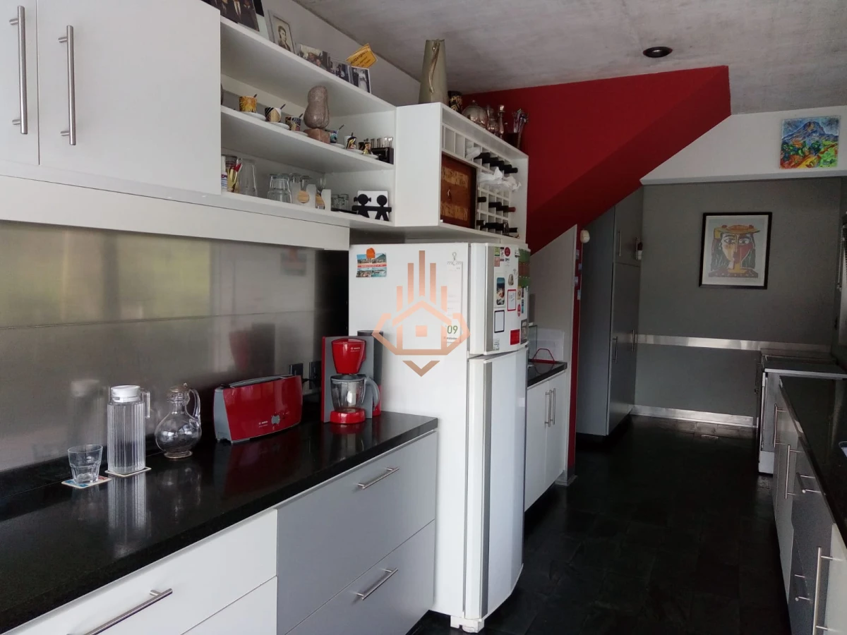 Hermosa casa en venta de 2 dormitorios.