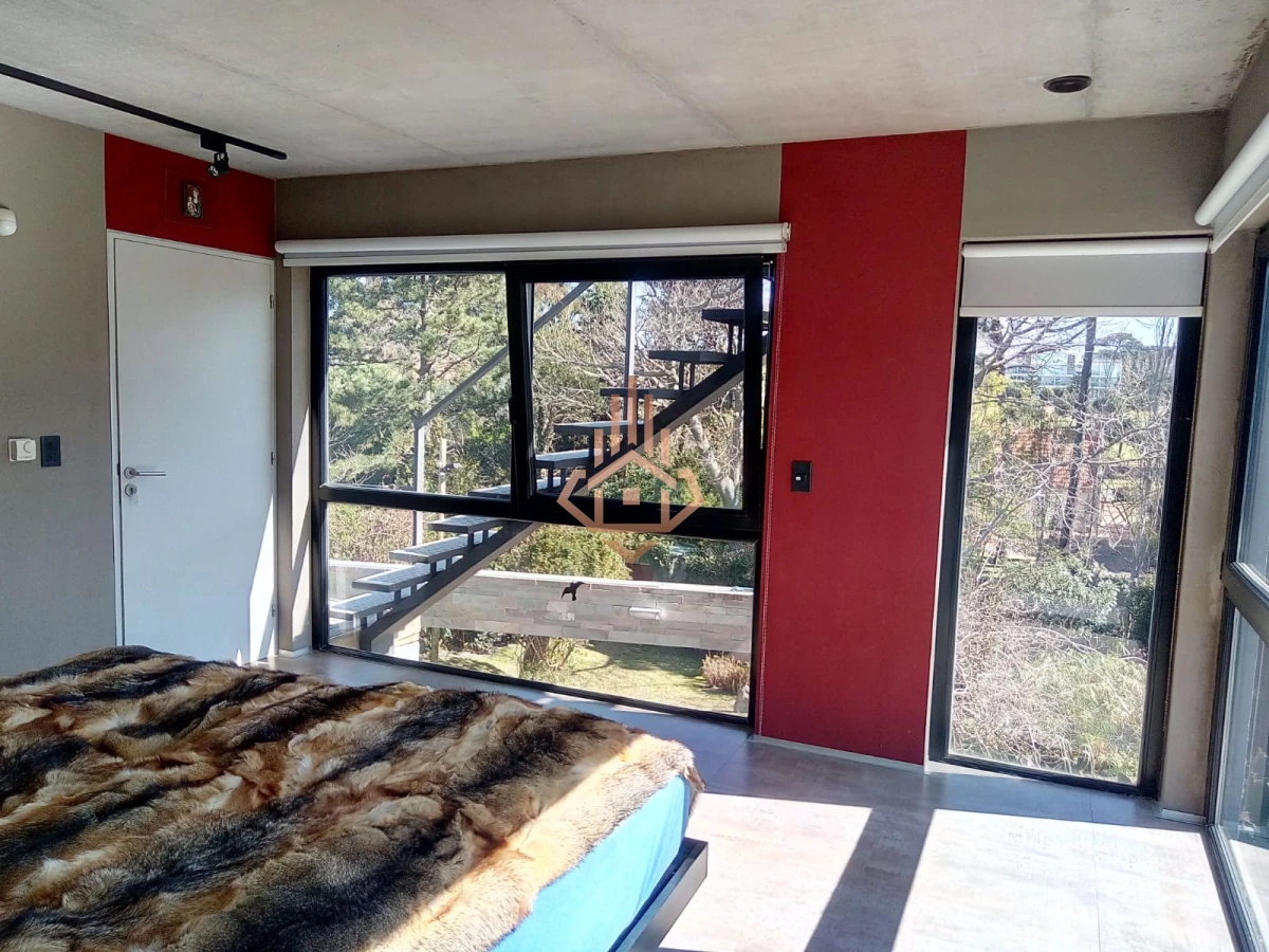 Hermosa casa en venta de 2 dormitorios.