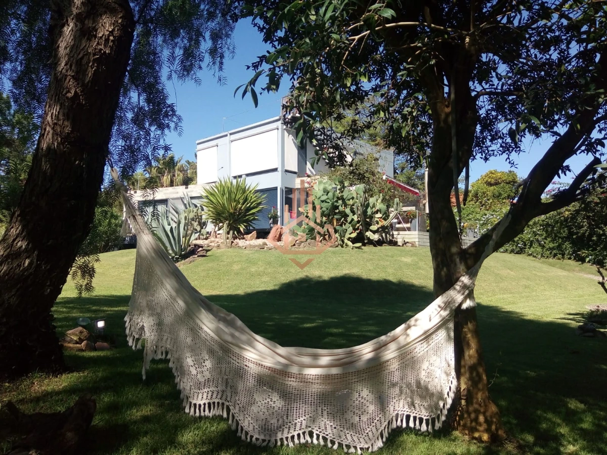 Hermosa casa en venta de 2 dormitorios.