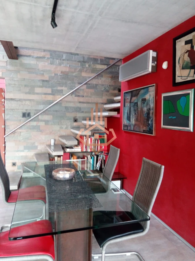 Hermosa casa en venta de 2 dormitorios.