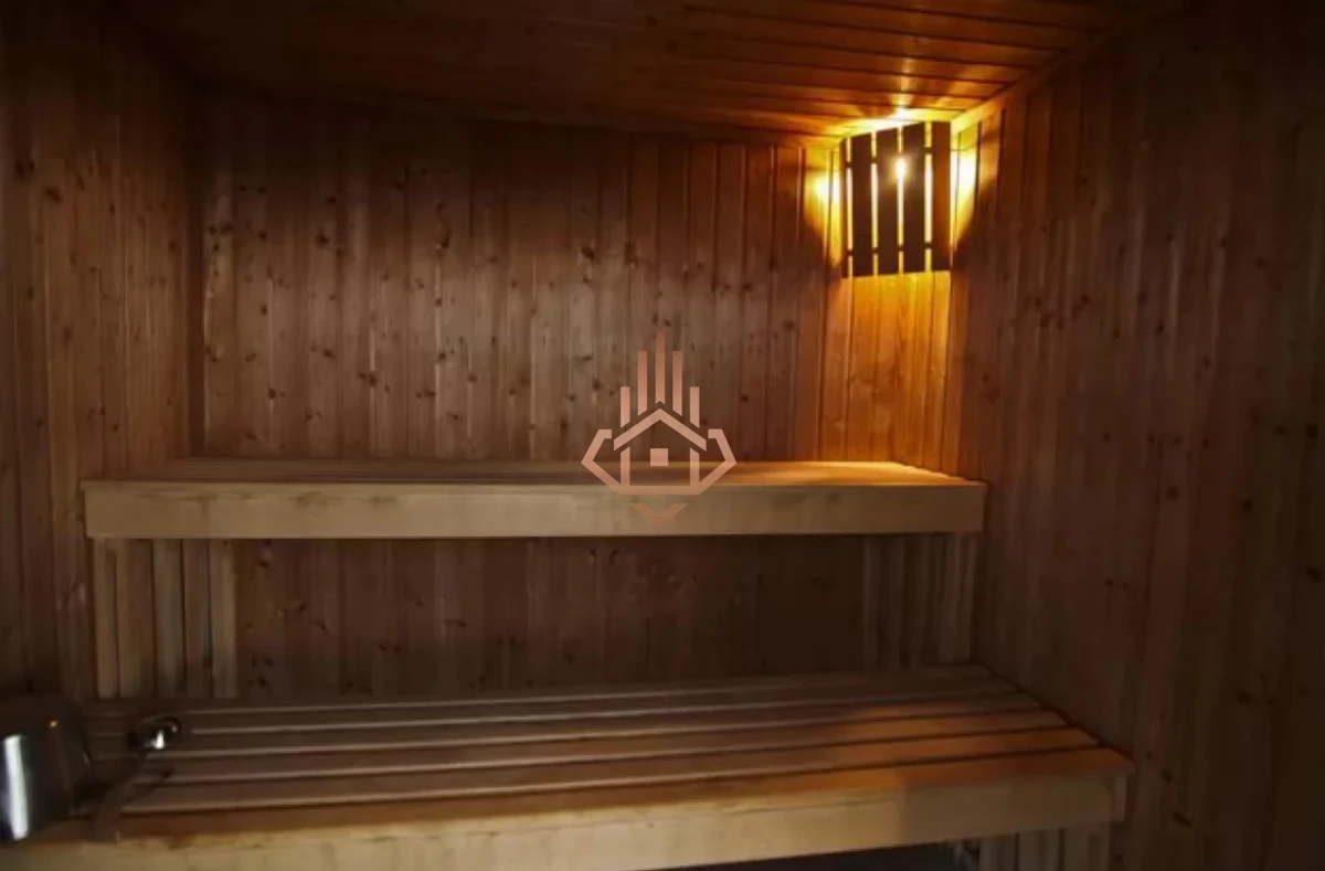 En excelente ubicacion a pasos de Playa Brava y Playa Mansa, Torre Onix