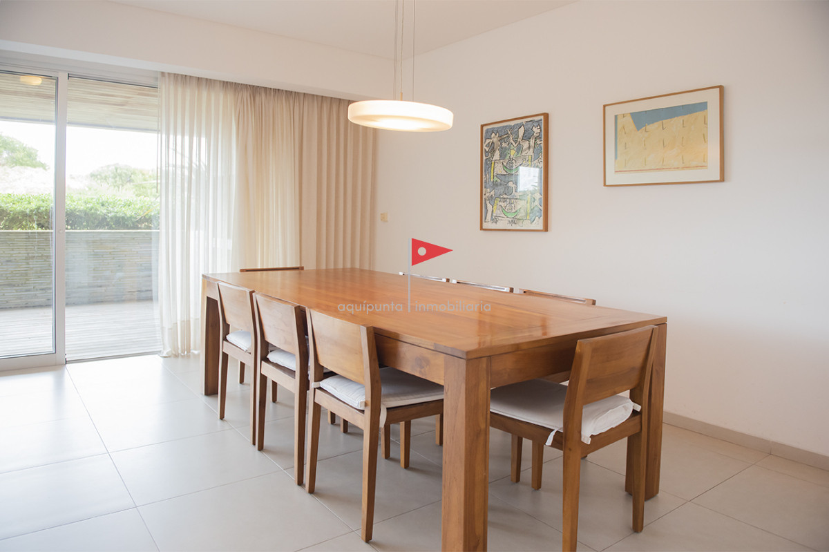 Apartamento ID.151 - Apartamento En Venta 2 Dormitorios frente al mar. Brava 28