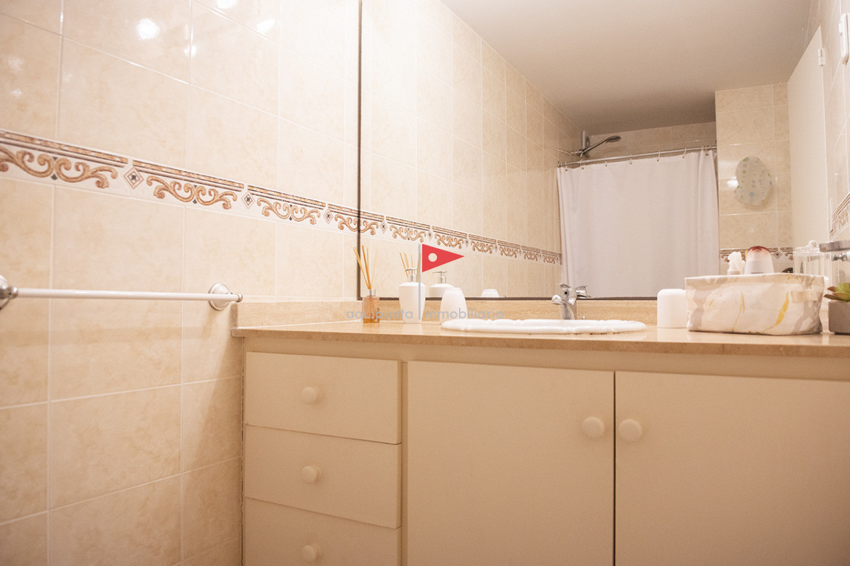 Apartamento ID.121 - Departamento de 1 dormitorio en venta en Peninsula, vista al mar. 