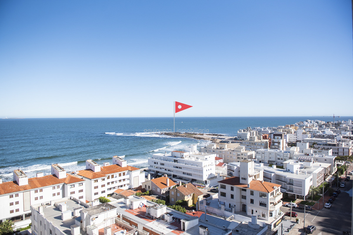 Apartamento ID.121 - Departamento de 1 dormitorio en venta en Peninsula, vista al mar. 