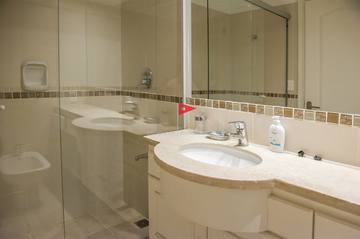 Apartamento ID.153 - En venta Elegante apartamento en San Rafael, Punta del Este