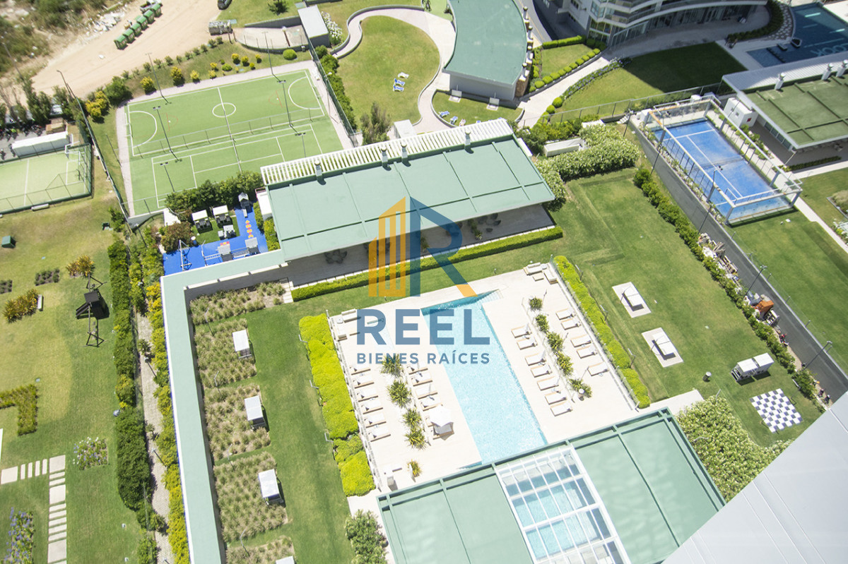 Apartamento ID.299 - Espectacular planta en LE PARC III, Esquinero en venta