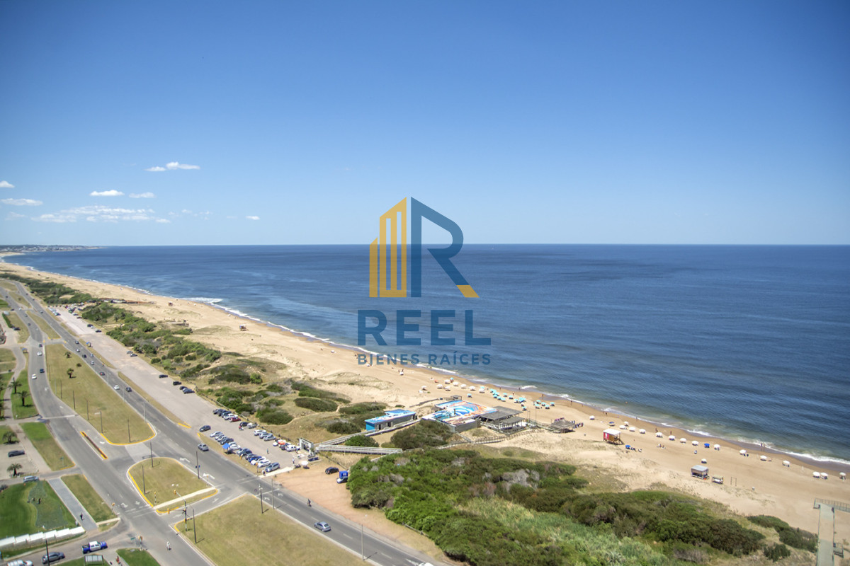 Apartamento ID.299 - Espectacular planta en LE PARC III, Esquinero en venta