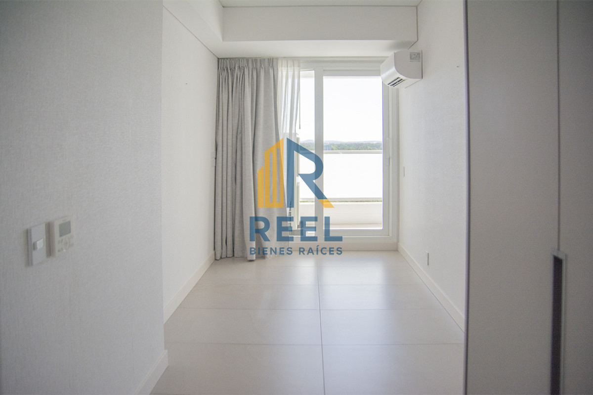 Apartamento ID.299 - Espectacular planta en LE PARC III, Esquinero en venta