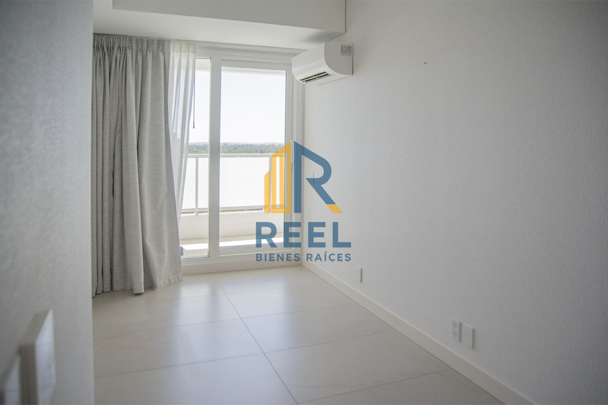 Apartamento ID.299 - Espectacular planta en LE PARC III, Esquinero en venta