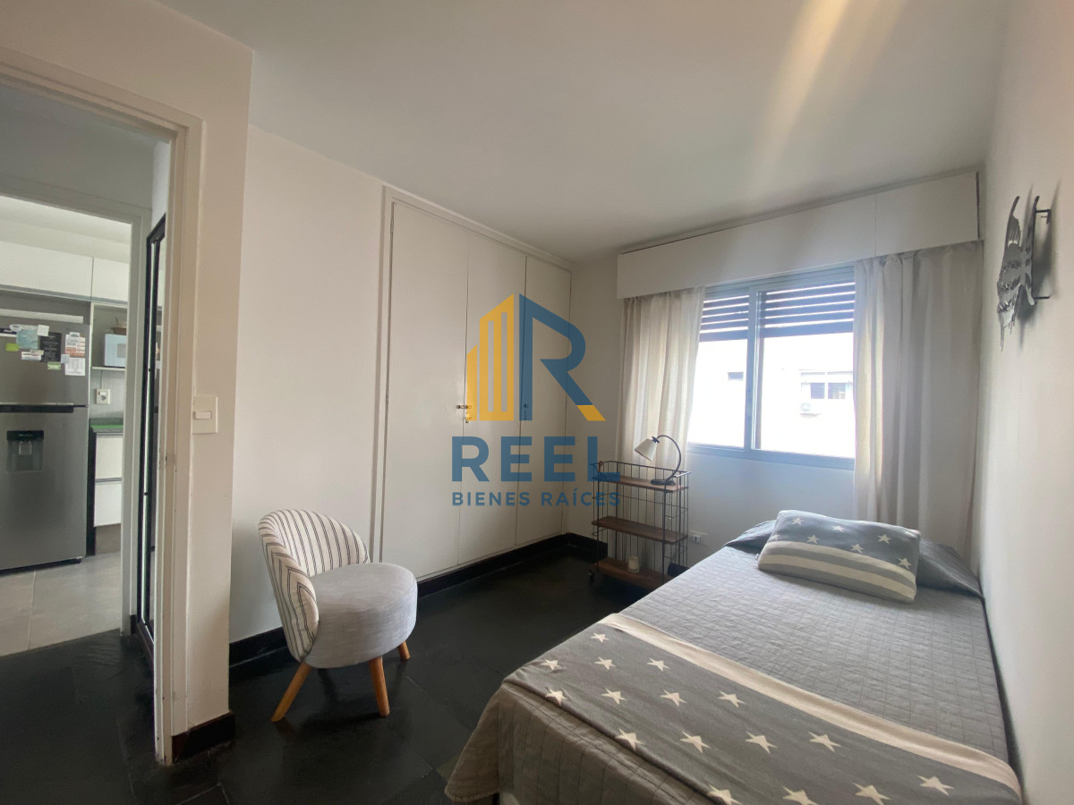 Apartamento ID.289 - Vende apartamento con vista al mar de 3 dormitorios, Punta del Este