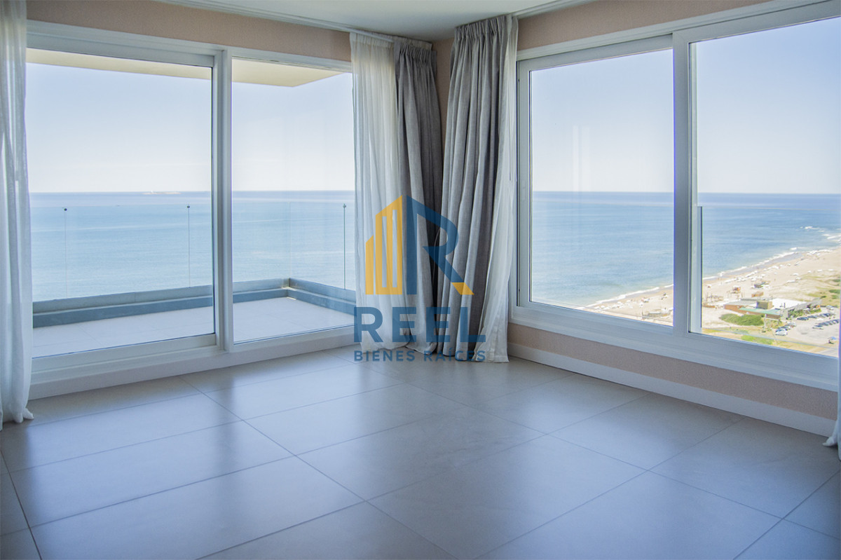 Apartamento ID.299 - Espectacular planta en LE PARC III, Esquinero en venta