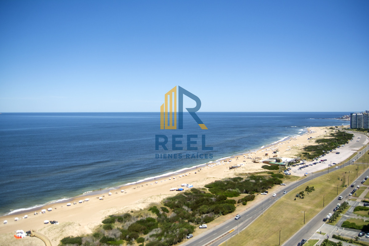 Apartamento ID.299 - Espectacular planta en LE PARC III, Esquinero en venta