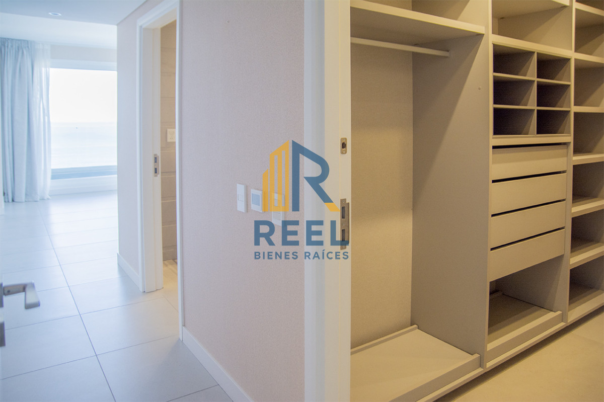 Apartamento ID.299 - Espectacular planta en LE PARC III, Esquinero en venta