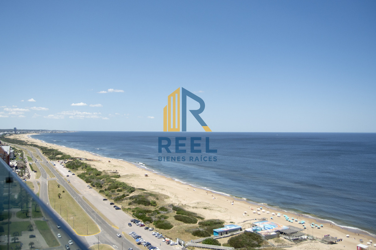 Apartamento ID.299 - Espectacular planta en LE PARC III, Esquinero en venta