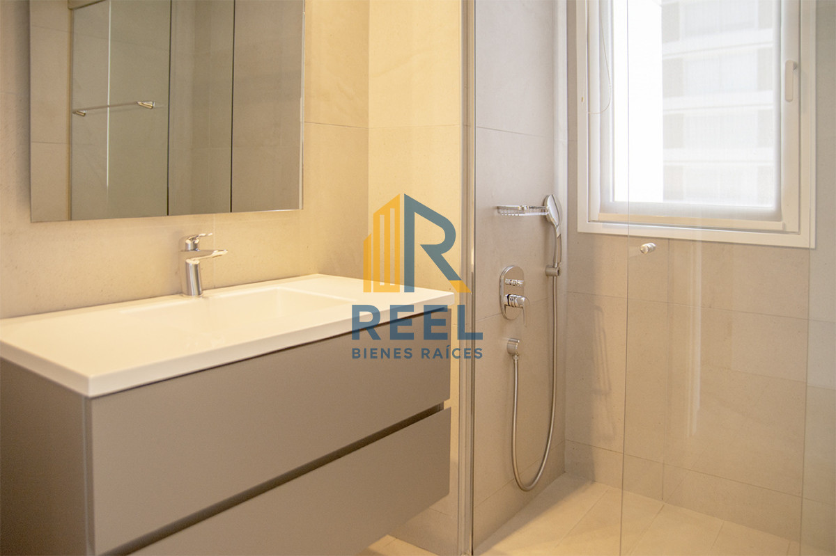 Apartamento ID.299 - Espectacular planta en LE PARC III, Esquinero en venta