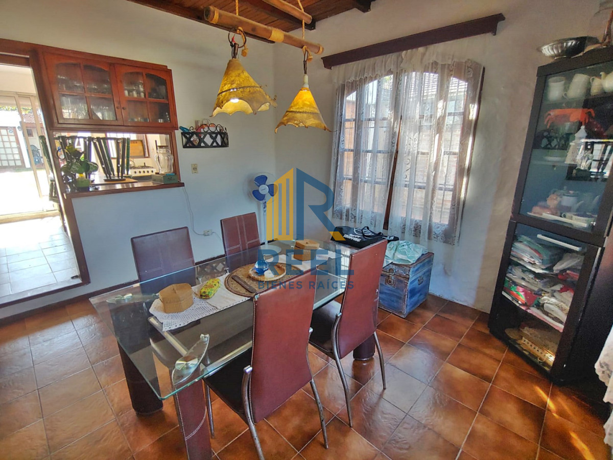 Casa ID.409 - En venta casa de 4 dormitorios con piscina y parrillero en Las Delicias, Maldonado