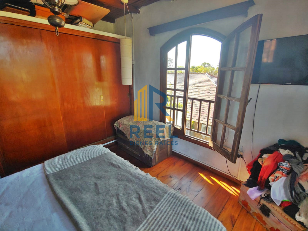 Casa ID.409 - En venta casa de 4 dormitorios con piscina y parrillero en Las Delicias, Maldonado