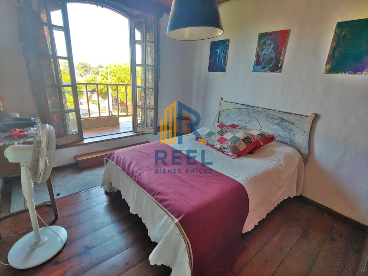 Casa ID.409 - En venta casa de 4 dormitorios con piscina y parrillero en Las Delicias, Maldonado