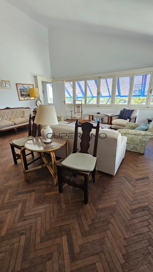 Importante residencia frente al mar en venta. — foto 36