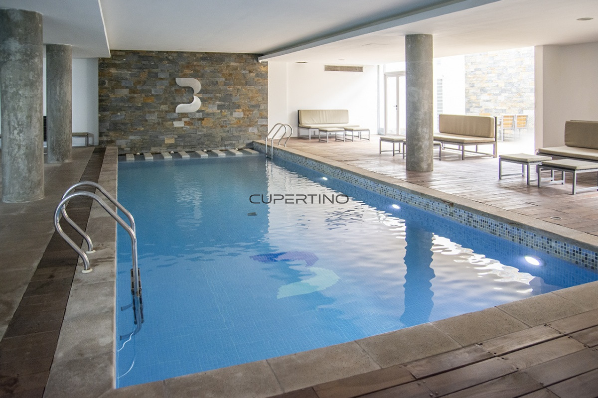 Apartamento ID.2036 - Vende apartamento. Edificio Bonaire. 3 dormitorios con servicios. Brava, Peninsula, Punta del Este