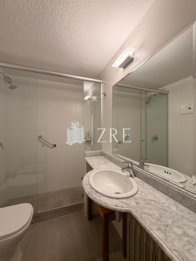 Apartamento ID.1370 - Apartamento en peninsula con vistas hacia la bahia Punta del este