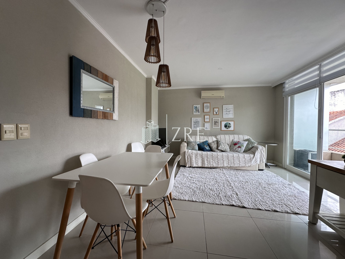 Apartamento ID.1295 - Vende apartamento en playa mansa de 1 dormitorio con parrillero, Punta del Este 