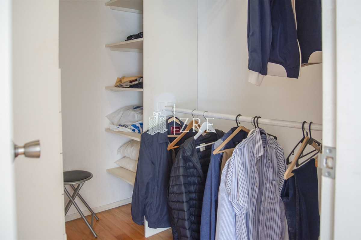 Apartamento ID.1213 - Espectacular Penthouse en venta a pasos del mar. 3 dormitorios + dependencia. Playa Brava.