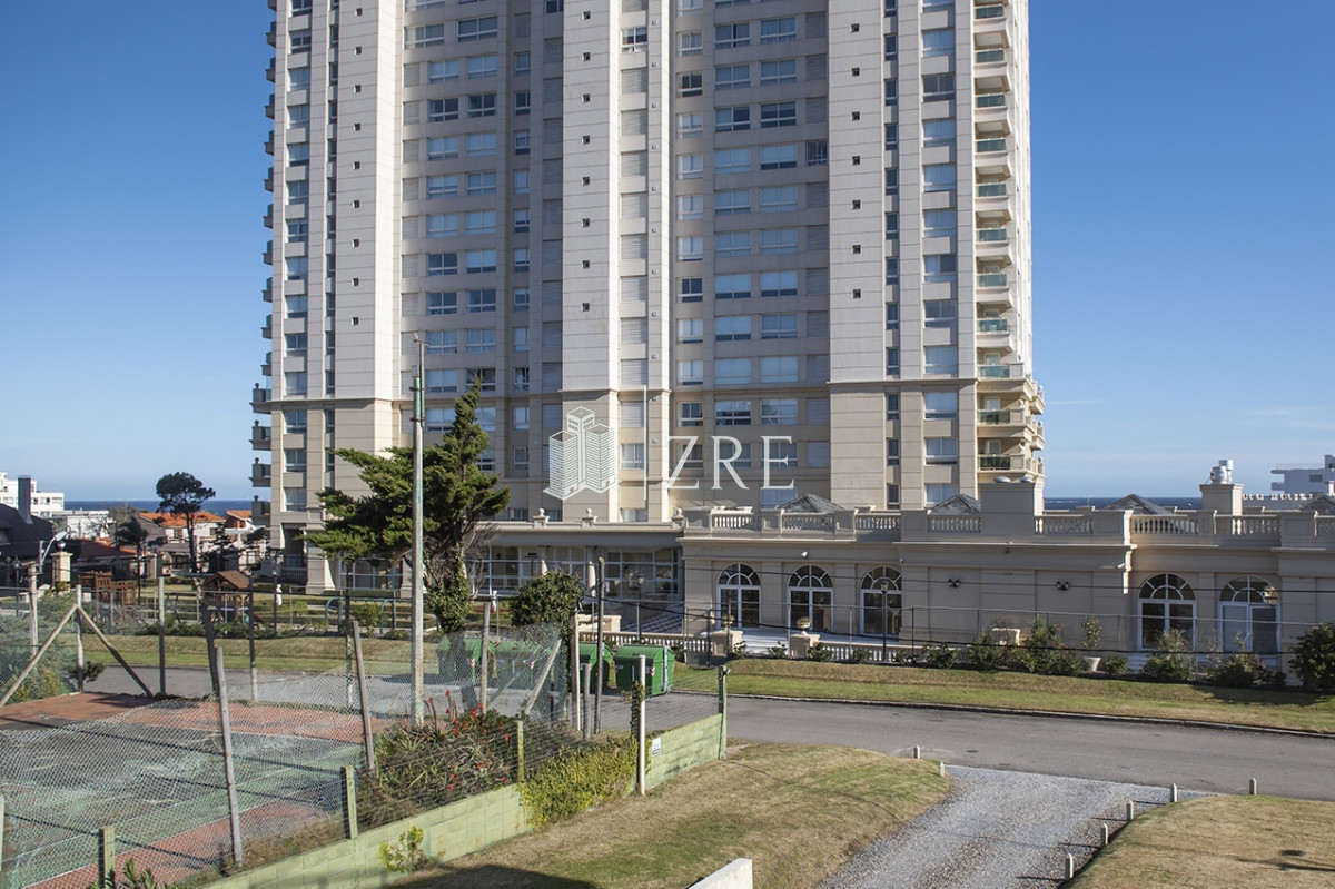Apartamento ID.1343 - Departamento de 3 dormitorios en venta proximo a Playa Mansa, Punta del Este