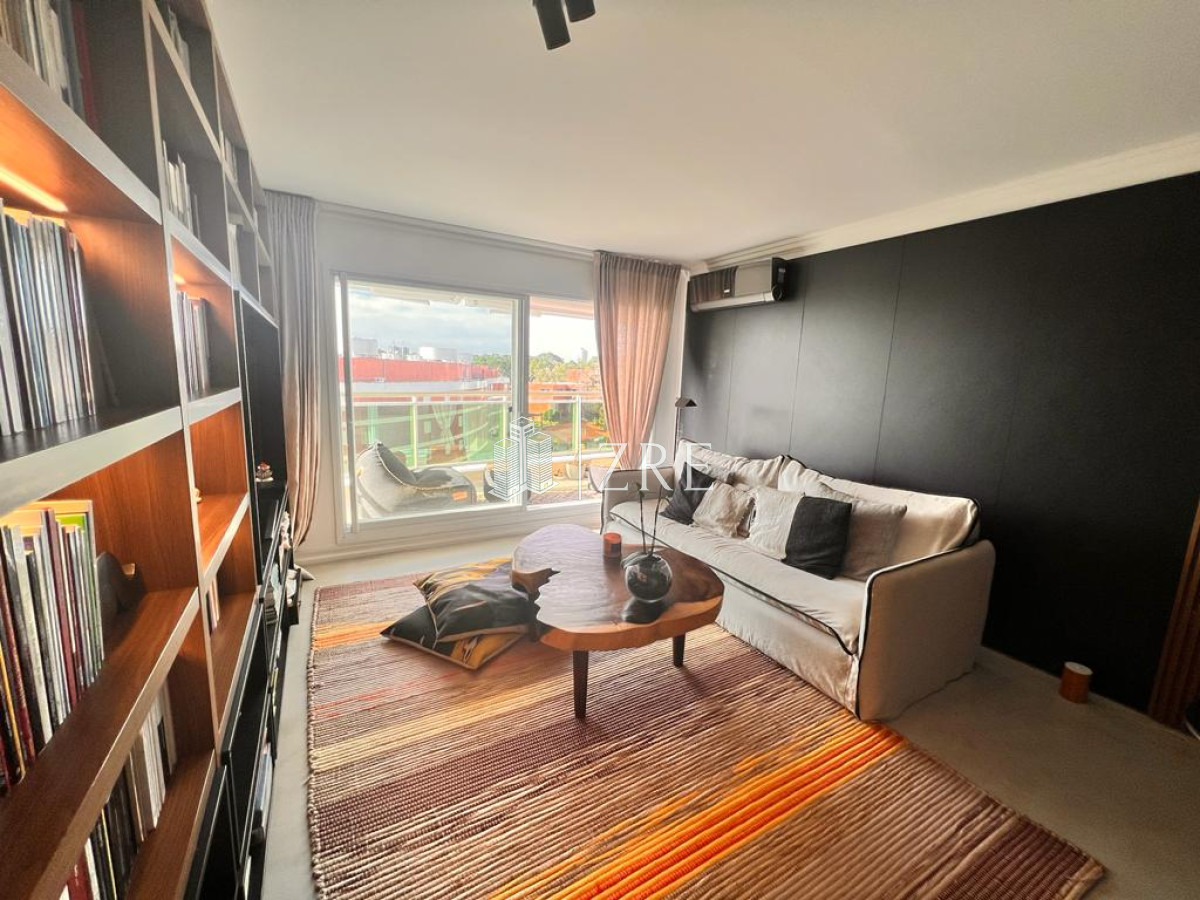 Apartamento ID.1066 - Vende espectacular apartamento de 3 dormitorios en Coral Tower, Playa Mansa, Punta del Este 