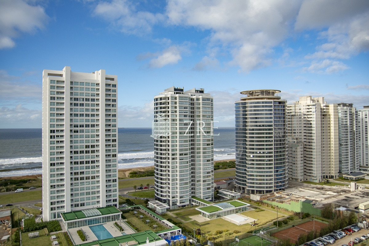 Apartamento ID.1211 - Departamento en piso alto, Quartier del Mar, en venta.